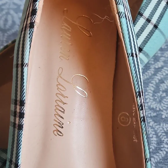 Plaid Flats! - Picture 4 of 4